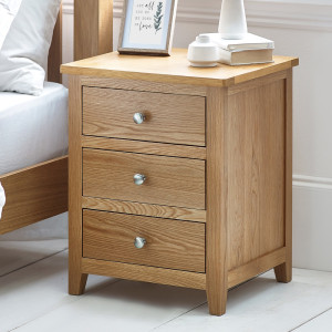 3 Drawer Bedside Chest Mallory Oak Bedside Cabinet MAL254 by Julian Bowen